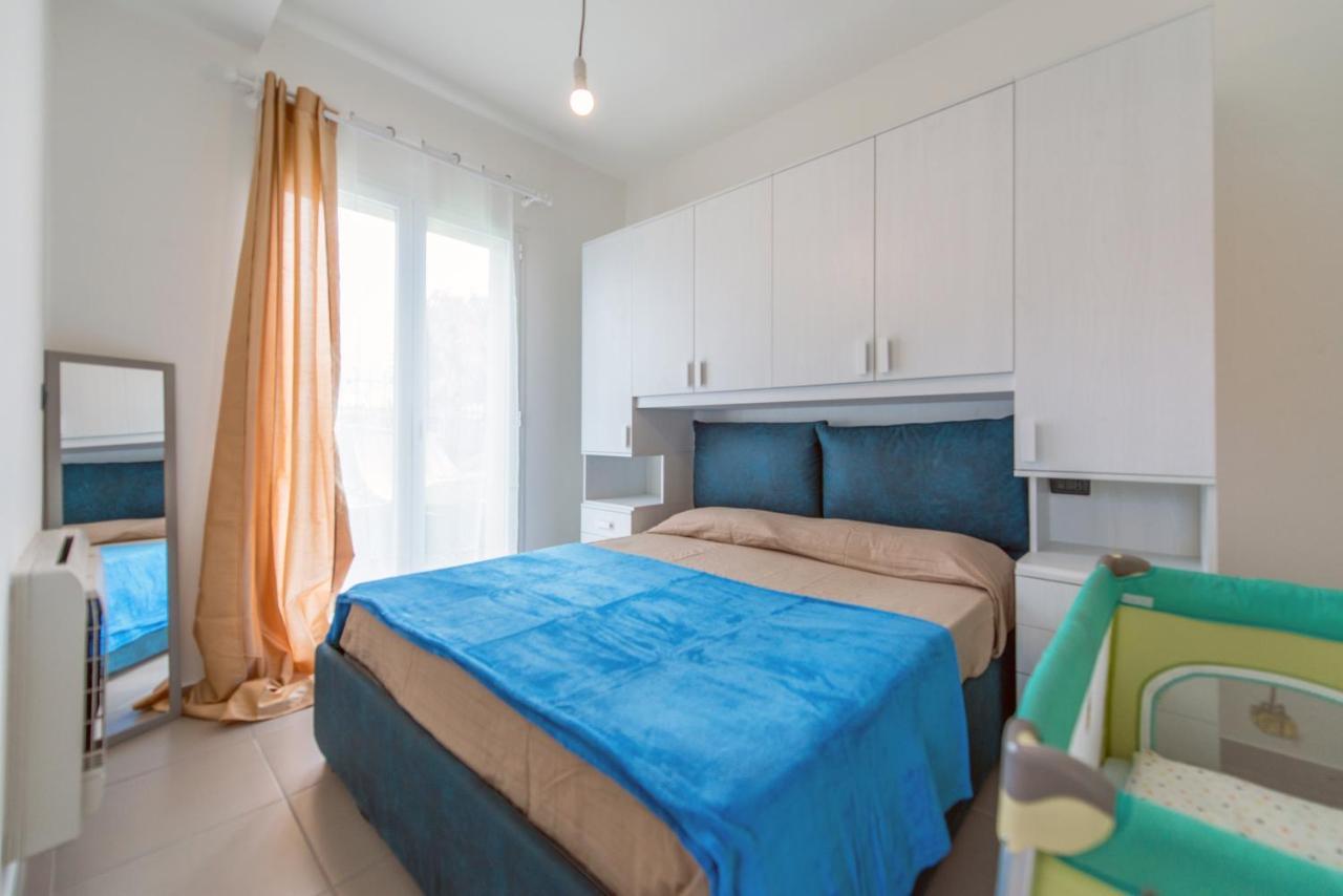 Babyaccommodation Family Comfort Ll Pietra Ligure Eksteriør billede