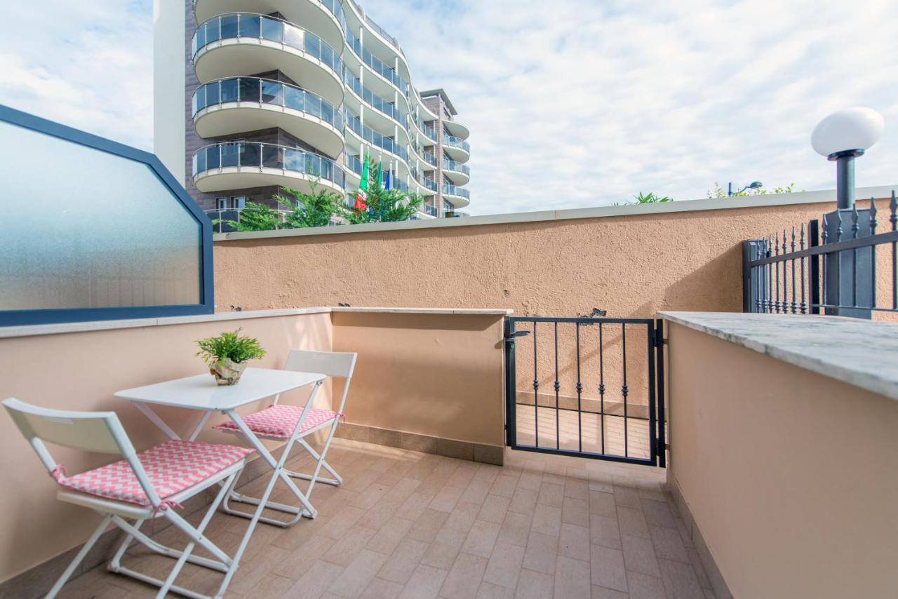 Babyaccommodation Family Comfort Ll Pietra Ligure Eksteriør billede
